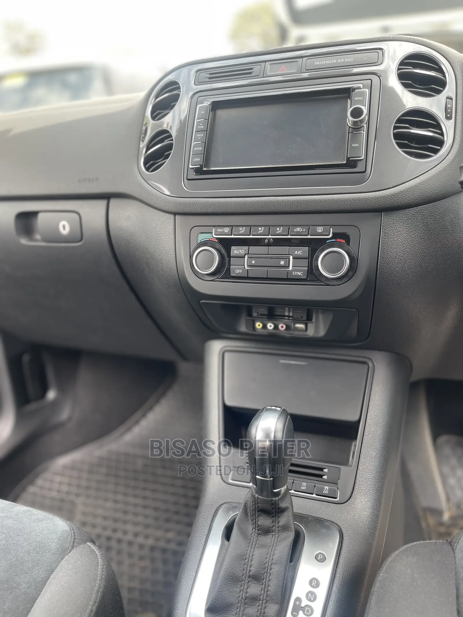 Volkswagen Tiguan 2014 Black