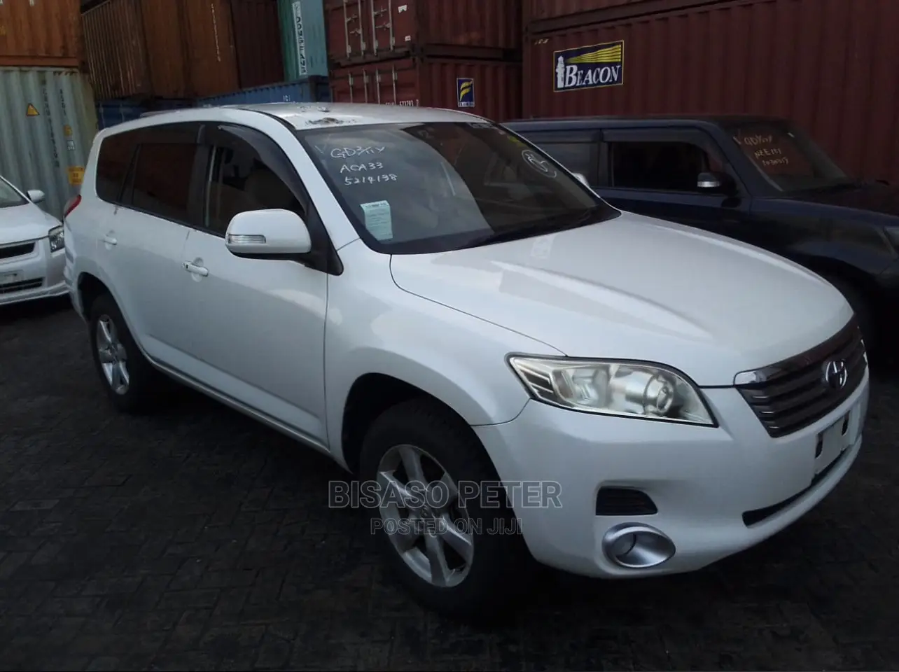 Toyota Vanguard 2011 White