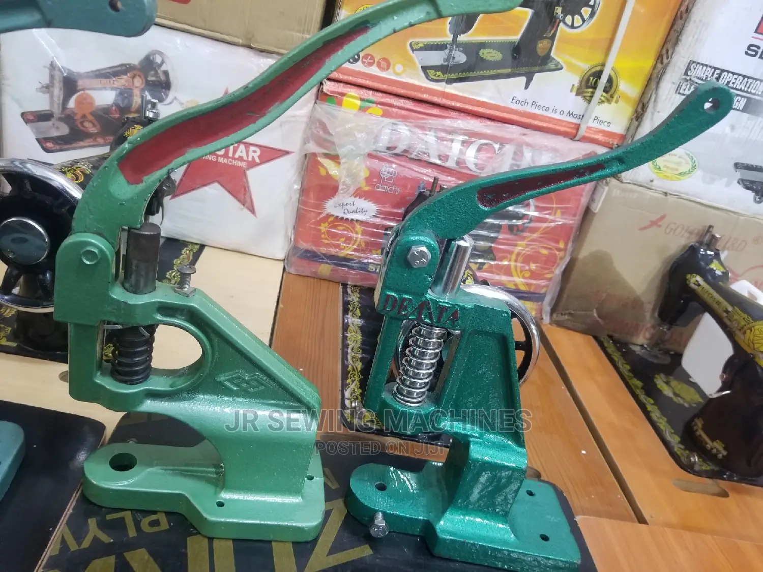 Button Presser Sewing Machine