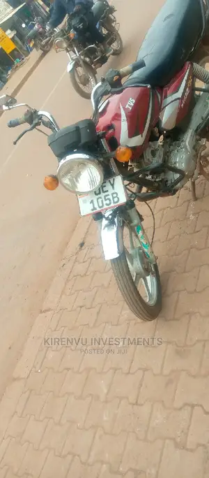 TVS HLX 125 2017 Red