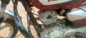 TVS HLX 125 2017 Red