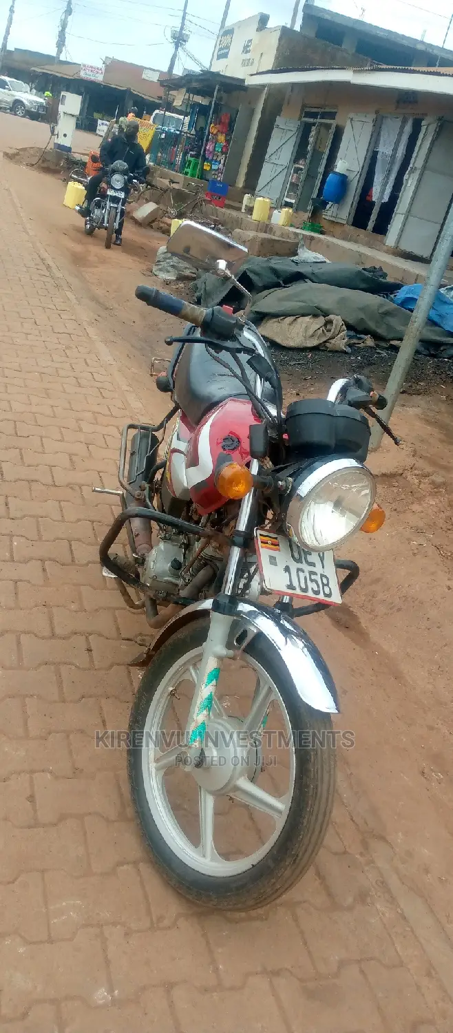 TVS HLX 125 2017 Red