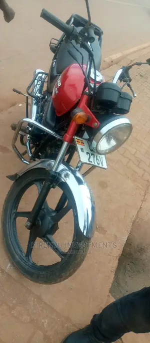 TVS Apache 180 RTR 2017 Red