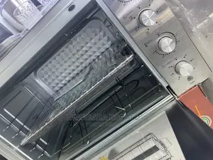 Classic 100L Microwave Oven