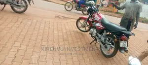 TVS HLX 125 2018 Red