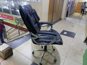 Comfortable Executive Office Chair