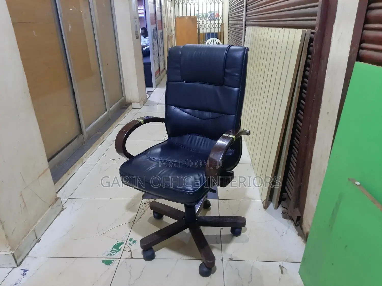 Executive Office Chair