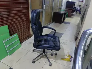 Executive Office Chair