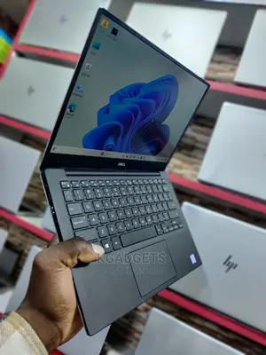 Laptop Dell XPS 13 9370 8GB Intel Core I5 SSD 512GB