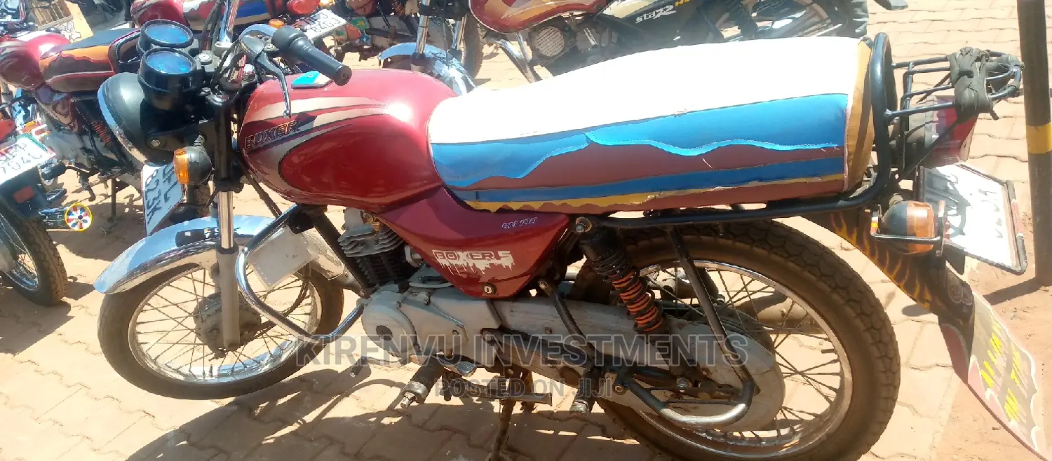 Bajaj Boxer 100 2018 Red