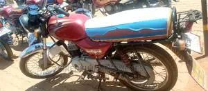 Bajaj Boxer 100 2018 Red