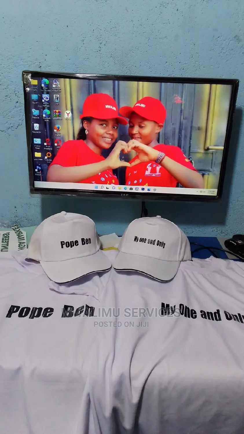 T-Shirt With Cap