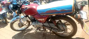 Bajaj Boxer 100 2018 Red