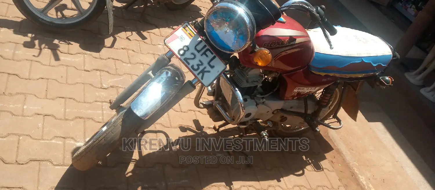 Bajaj Boxer 100 2018 Red
