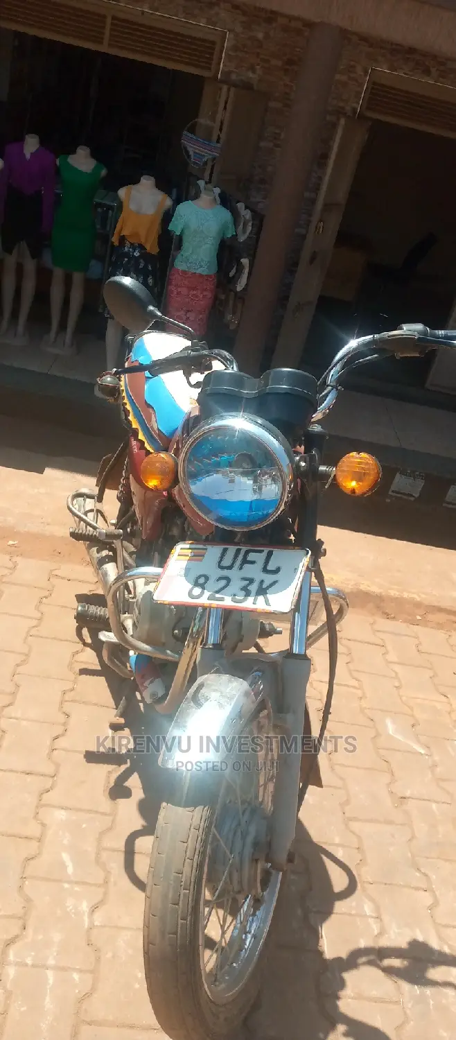 Bajaj Boxer 100 2018 Red