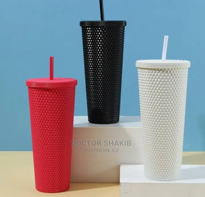 Drinking Cups With Straws