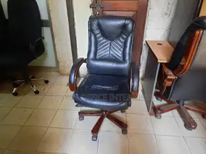 Short Back Executive Chair