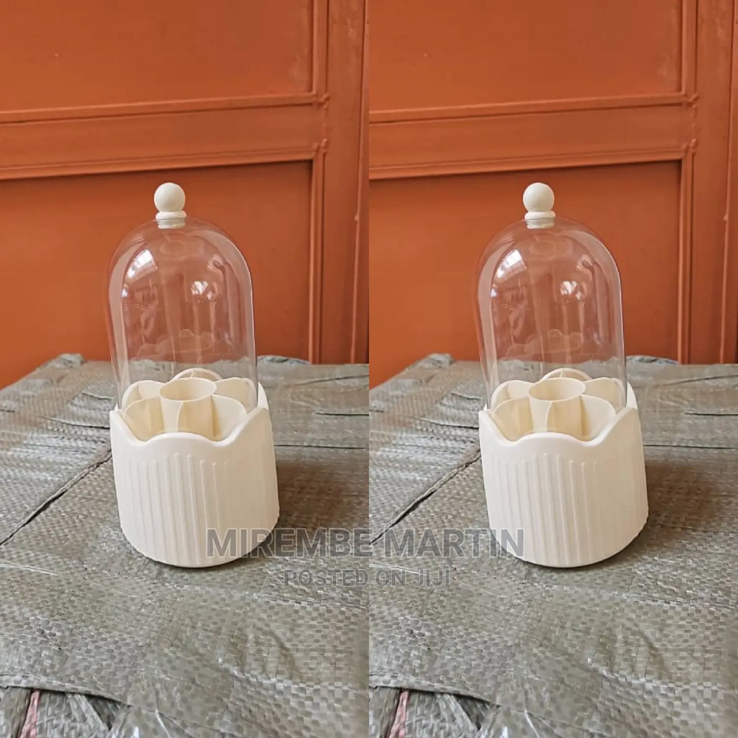 Round Makeup Organizer