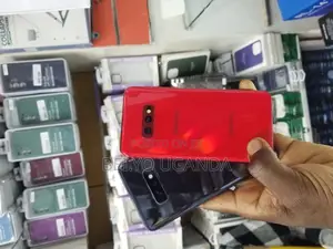 Samsung Galaxy S10e 128 GB Red