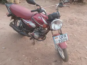 TVS HLX 125 2019 Red