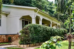 Furnished 2bdrm Chalet in Kololo Property, Central Division for rent