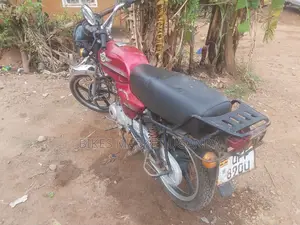Bajaj Boxer 2021 Red