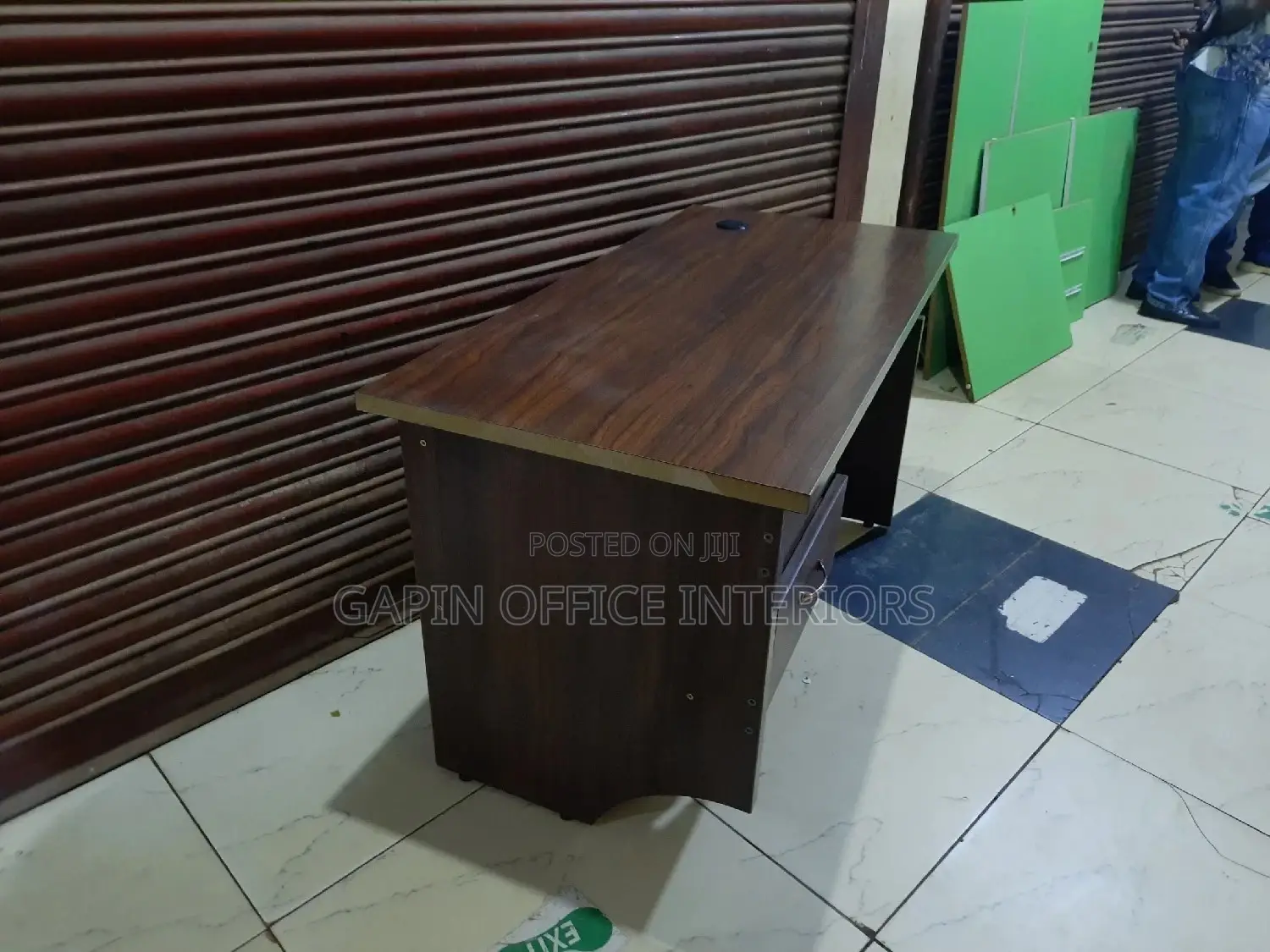 Designed Office Table for Sale