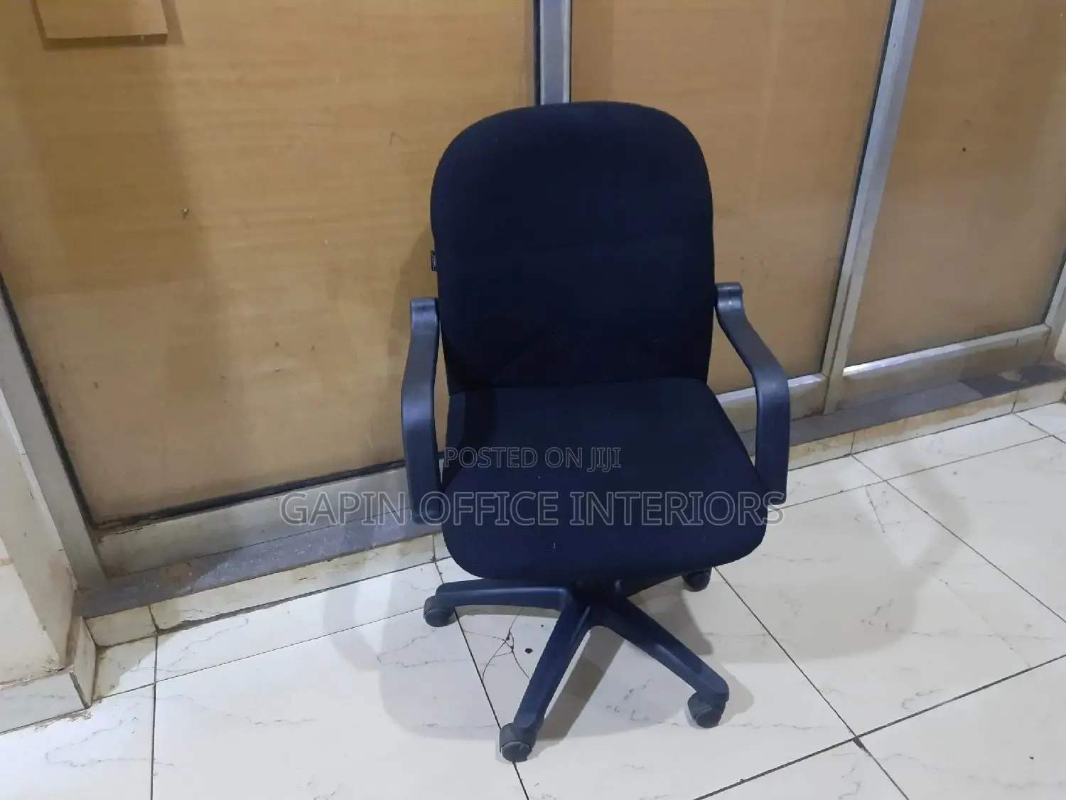 Black Adjustable Chair
