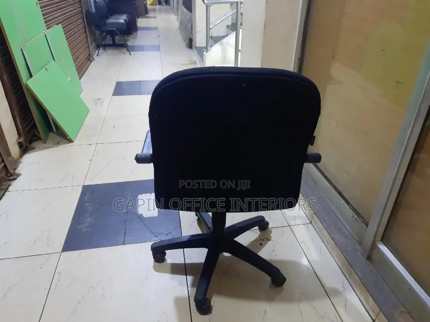Black Adjustable Chair