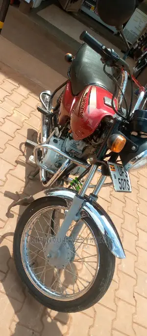 Bajaj Boxer 100 2018 Red