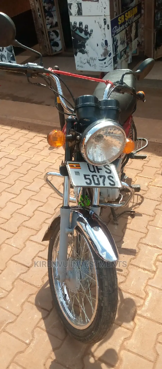 Bajaj Boxer 100 2018 Red