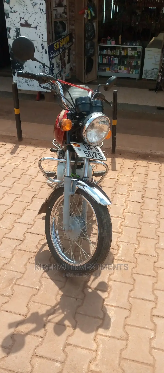 Bajaj Boxer 100 2018 Red