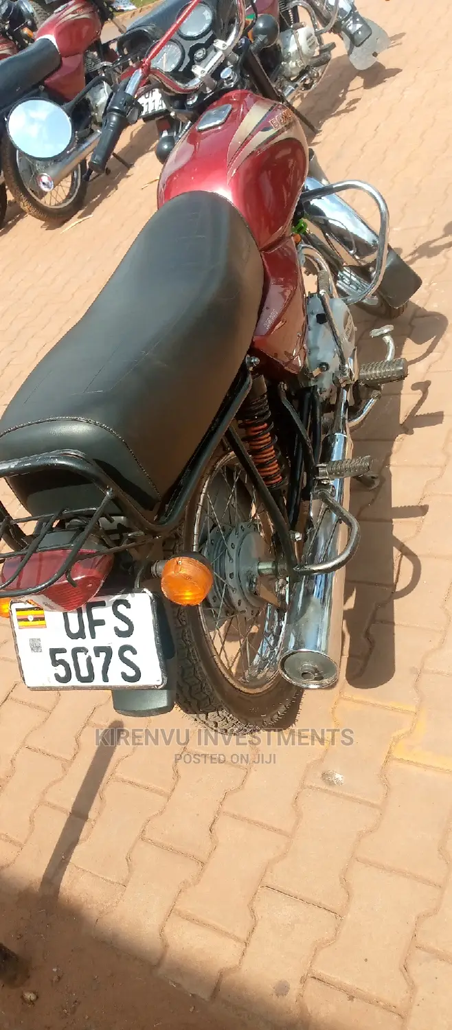 Bajaj Boxer 100 2018 Red