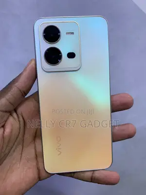 Vivo V25e 128 GB Silver