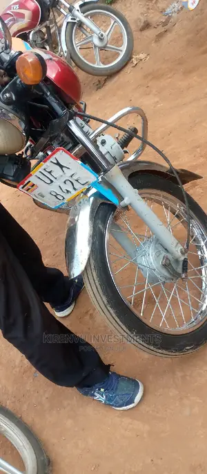 Bajaj Boxer 100 2018 Red