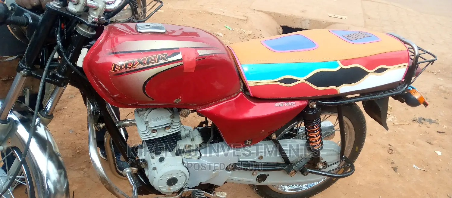 Bajaj Boxer 100 2018 Red