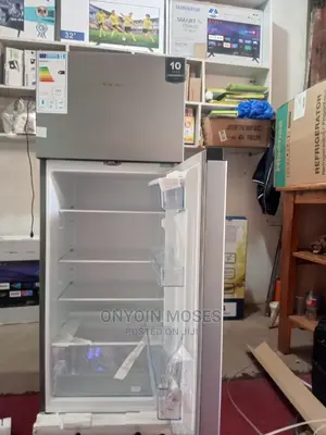 270l Brand New Hisense Fridge With Double Door