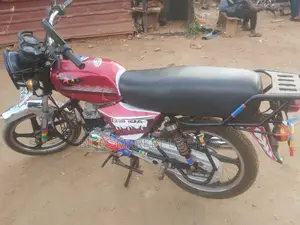 Bajaj Boxer 100 2021 Red