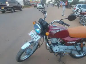 Bajaj Boxer 100 2022 Red