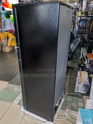 Chiq Refrigerator 260ltrs