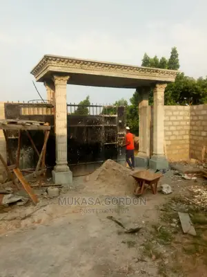 Column Designs and Molds