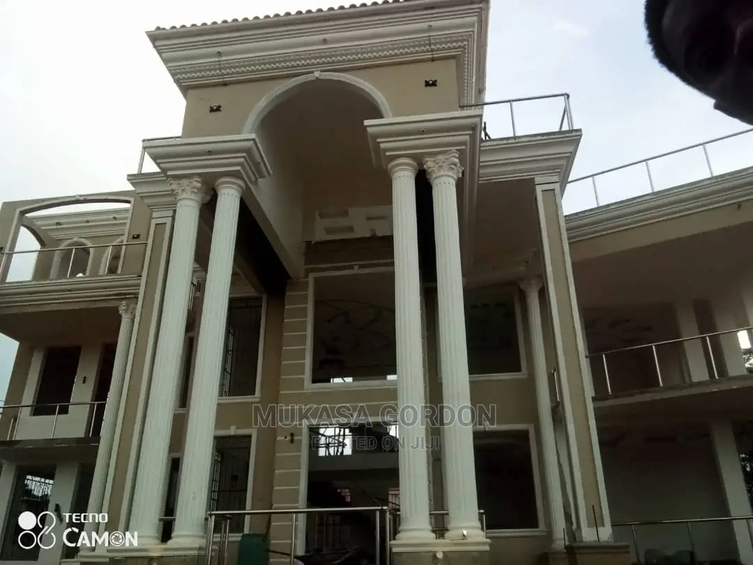 Column Designs and Molds