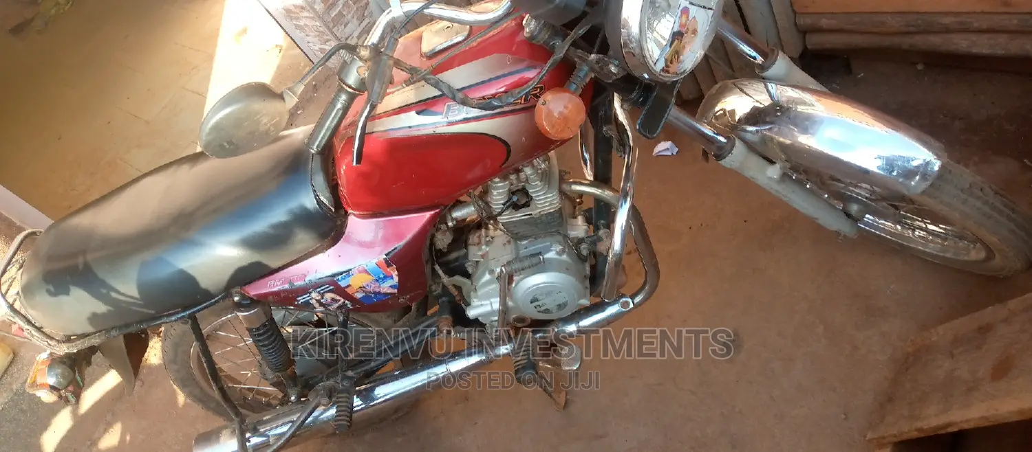 Bajaj Boxer 2015 Red