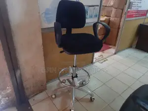 Adjustable Office Counter