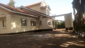 3bdrm Duplex in Kololo Property, Central Division for rent