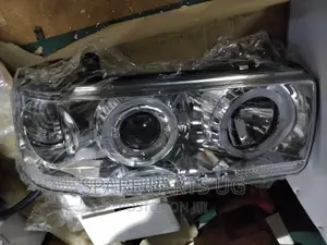 Landcruiser VX ( Balloon ) Eagles Eye Headlights