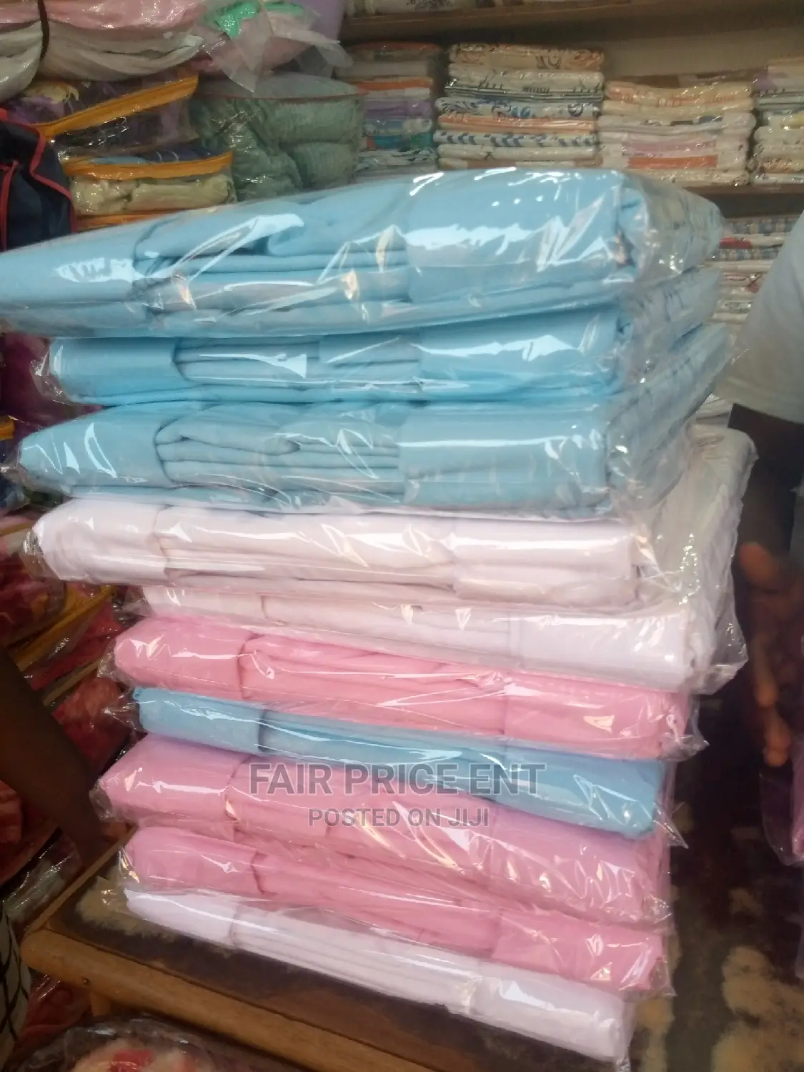 Pure Cotton Plain Blue Bedsheets.5x6.( Blue)