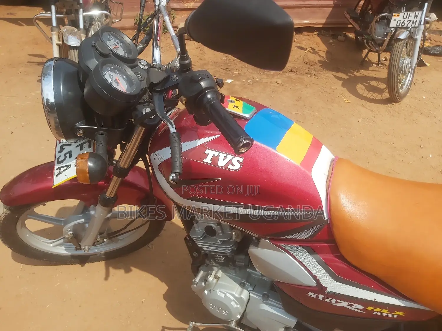 TVS HLX 125 2019 Red