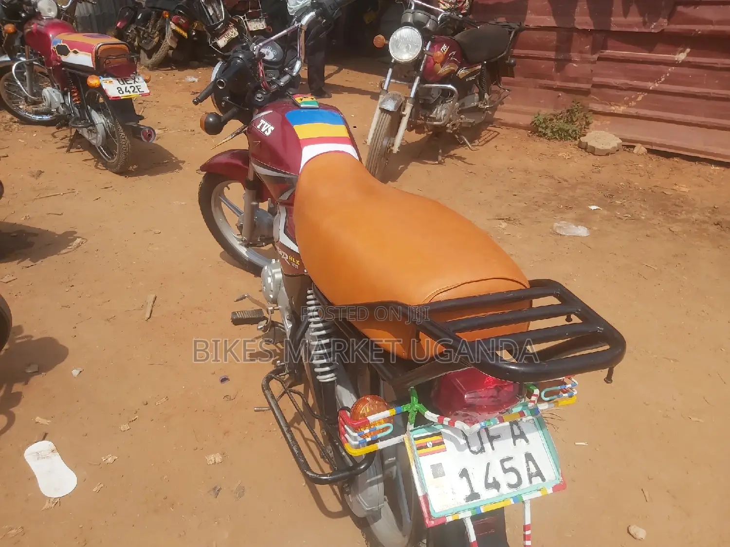 TVS HLX 125 2019 Red