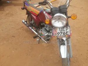 Bajaj Boxer 100 2017 Red